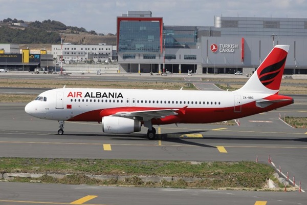 Ρεκόρ στις αερομεταφορές στην Αλβανία