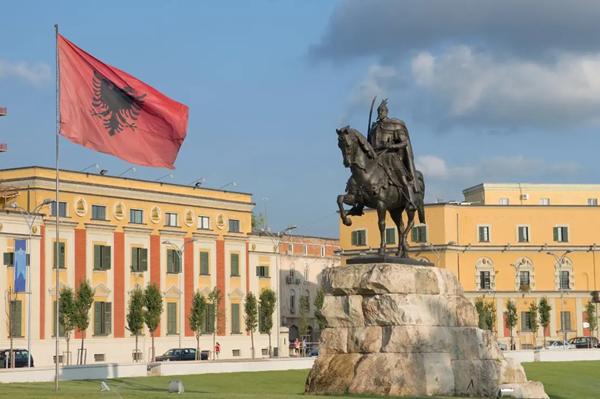 Ξένες επενδύσεις στην Αλβανία